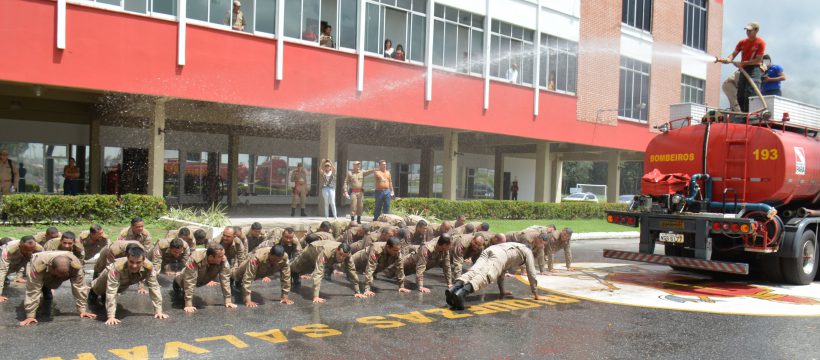 Curso de Habilitação de Oficiais do CBMPA realiza Aula da Saudade no QCG.