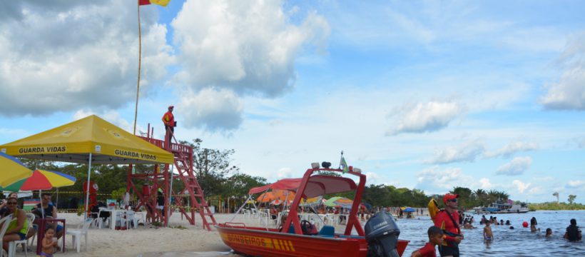 Bombeiros de Altamira garantem proteção aos veranistas