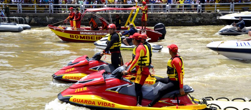 Equipes de Bombeiros do CBMPA acompanham a Romaria Fluvial