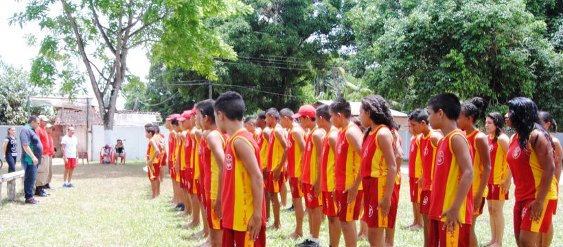 Alunos do PEV-Vigia participam de manhã alegre para comemorar o dia das crianças