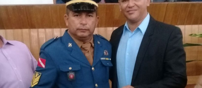 BOMBEIRO DO CBMPA RECEBE PRÊMIO SERVIDOR NOTA 10