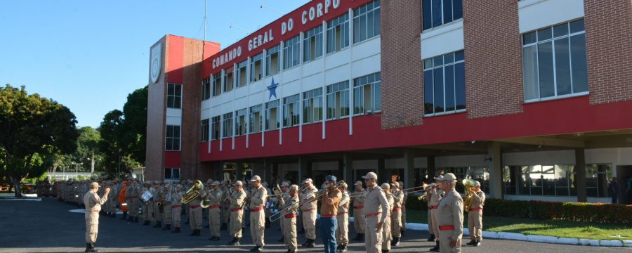 QCG realiza a 1ª Formatura matinal do mês de agosto