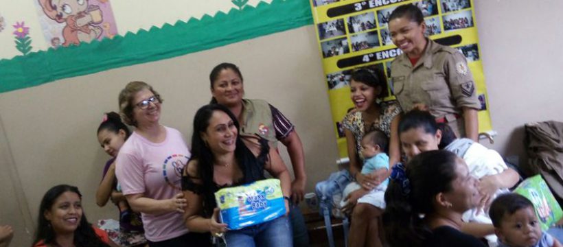 Bombeiros da Vida incentivam doação de leite materno no bairro da Cabanagem