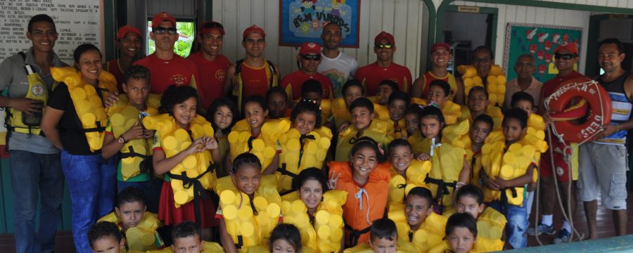 Bombeiros realizam Campanha Contra Afogamentos na Ilha das Onças