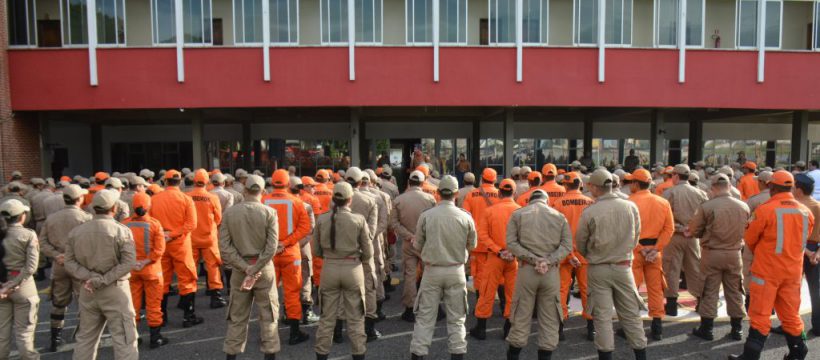 Corpo de Bombeiros apresentou novidades no tradicional Paradão