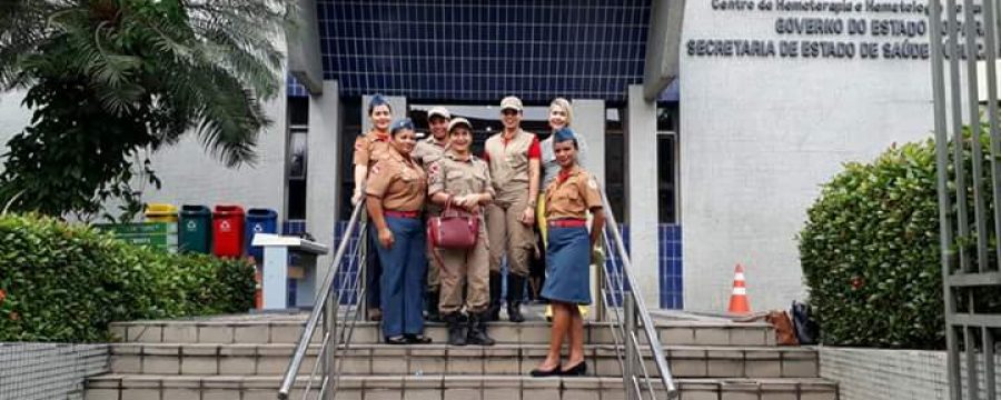 Mitares do Bombeiros da Vida doam sangue no Hemopa