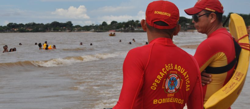 Corpo de Bombeiros registra movimentação tranquila nas praias do Estado