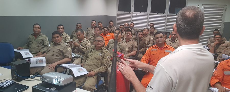 Curso de Habilitação de Bombeiro de Aeródromo (CBA-2)