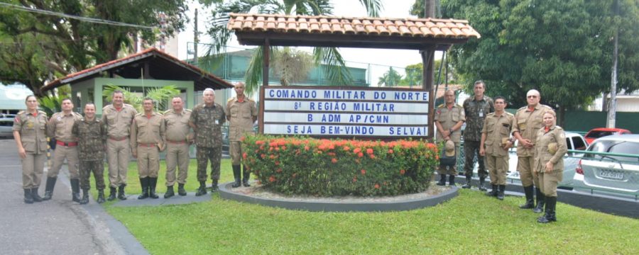 CORPO DE BOMBEIROS SE REUNE COM A 8ª REGIAO MILITAR