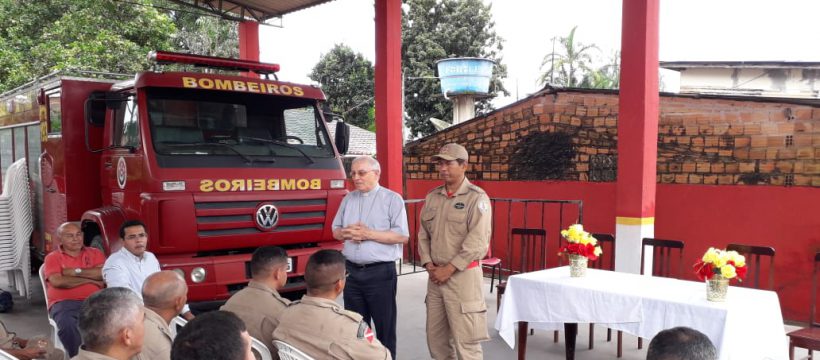 Bispo da Diocese de Castanhal visita quartel do 17ºGBM