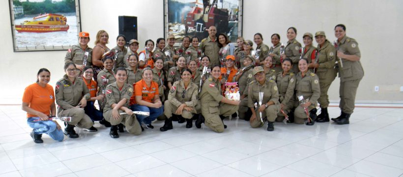 Solenidade homenageia a presença feminina no CBMPA