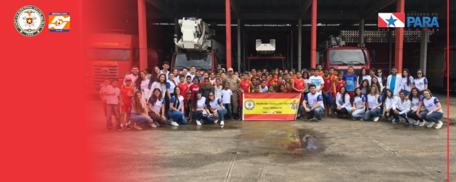 Jovens participam de ação ministrada pelo 1° Grupamento Bombeiros Militar