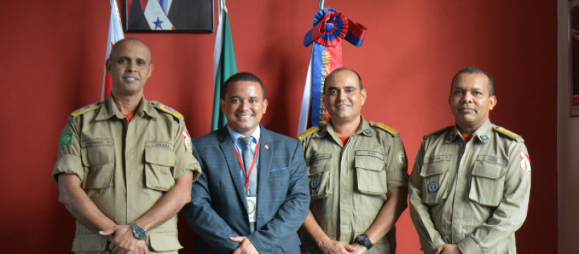 DEPUTADO ESTADUAL EM VISITA AO QCG