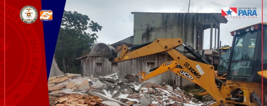 DEMOLIÇÃO EM UMA RESIDÊNCIA NO MUNICÍPIO DE ABAETETUBA