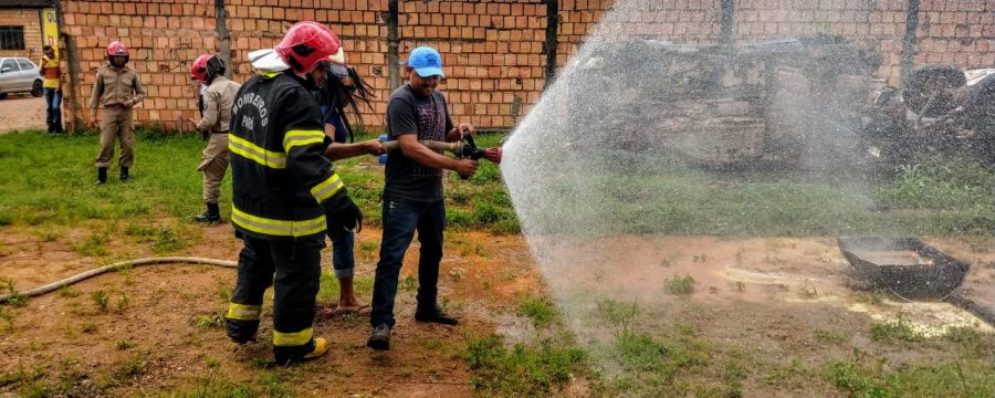 9º GBM REALIZA CAPACITAÇÃO DE COMBATE A INCÊNDIO E PRIMEIROS SOCORROS