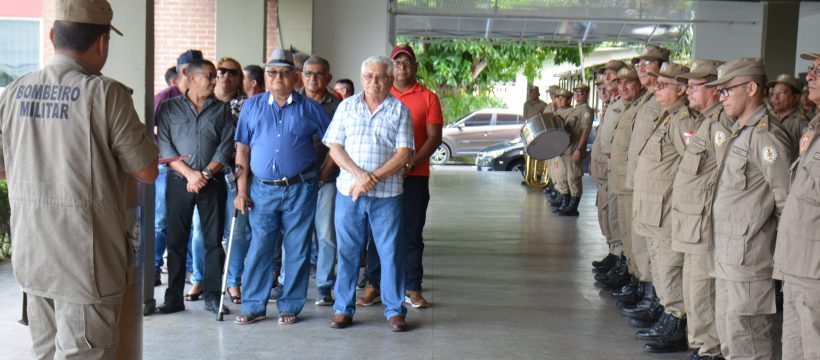 FORMATURA ESPECIAL ALUSIVA AOS MILITARES QUE PASSARAM PARA RESERVA REMUNERADA