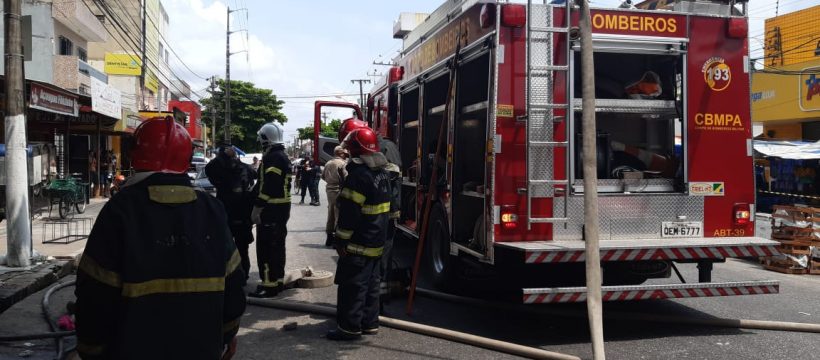 Incêndio em casa de bolos no bairro do Guamá