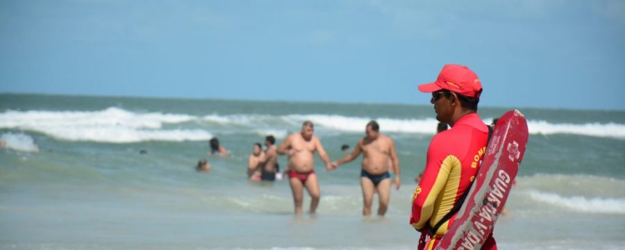 CORPO DE BOMBEIROS REALIZA A OPERAÇÃO RÉVEILLON