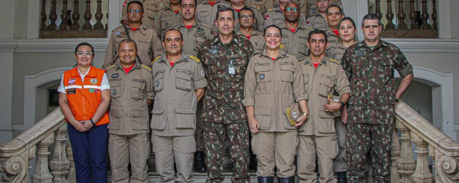 BOMBEIROS REALIZAM REUNIÃO SOBRE  ESTÁGIO DO ESTADO  MAIOR GERAL