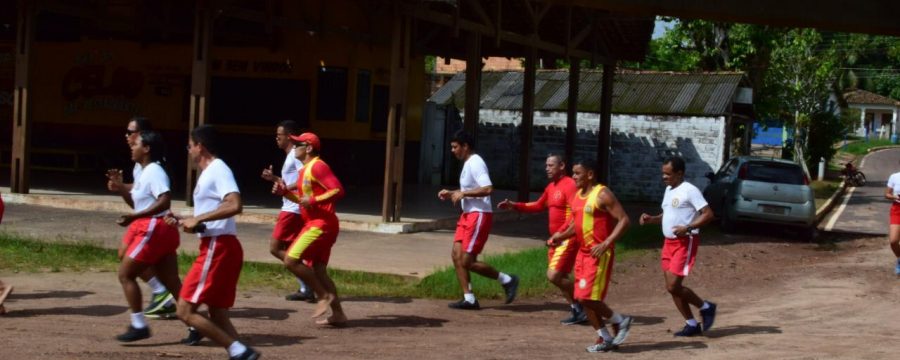 Unidade Bombeiro Militar de Santa Izabel realiza Instrução de Salvamento Aquático no Balneário de Caraparu