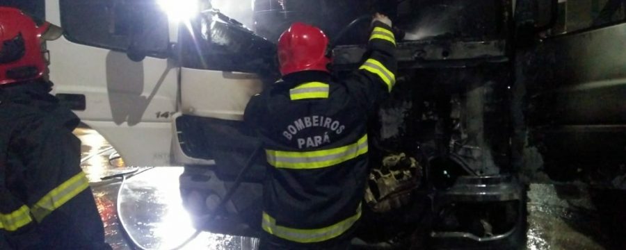 CBMPA COMBATE INCÊNDIO EM ABAETETUBA