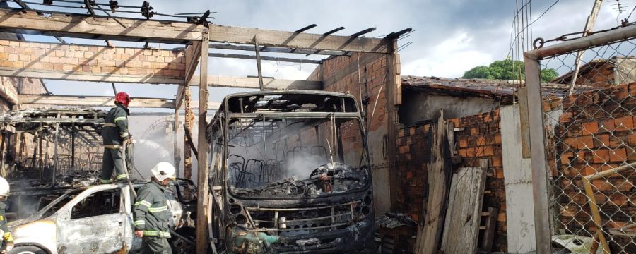 CBMPA COMBATE INCÊNDIO EM MARITUBA