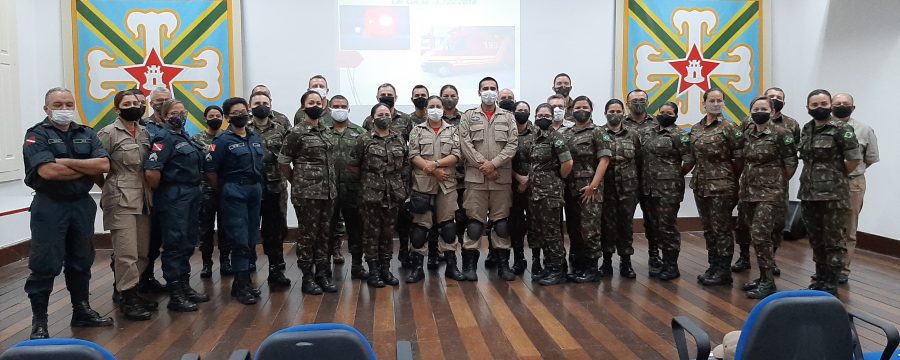 CORPO DE BOMBEIROS MINISTRA CURSO DE ATENDIMENTO PRÉ-HOSPITALAR AOS INSTRUTORES E MONITORES DO COLÉGIO MILITAR DE BELÉM – CMBEL