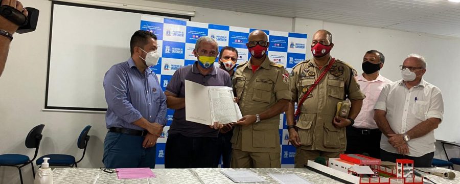 Comandante Geral visita o 4º GBM/Santarém e recebe escritura do terreno para construção de nova Unidade em Alter do Chão