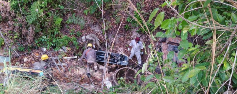 CORPO DE BOMBEIROS RESGATA CORPOS DE PROFESSOR E ESPOSA DESAPARECIDOS NO INTERIOR DO PARÁ