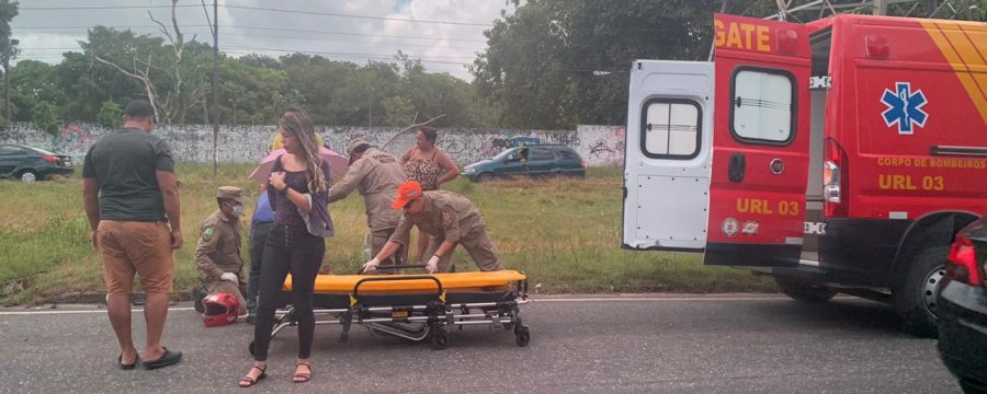 SOLIDARIEDADE A TODO MOMENTO: MILITAR PRESTAR SOCORRO À VÍTIMA, DURANTE SUAS FÉRIAS