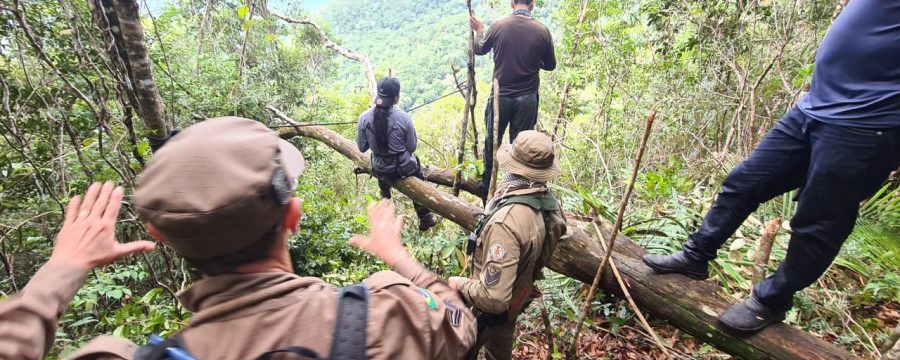 CBMPA CONTINUA POR BUSCA A AVIÃO DESAPARECIDO NA REGIÃO OESTE DO ESTADO