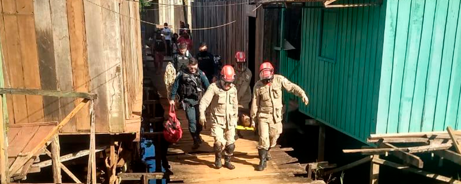 CBMPA REALIZA RESGATE DE VÍTIMA GRAVE COM FERIMENTO POR ARMA DE FOGO EM LOCAL DE DIFÍCIL ACESSO, EM ALTAMIRA