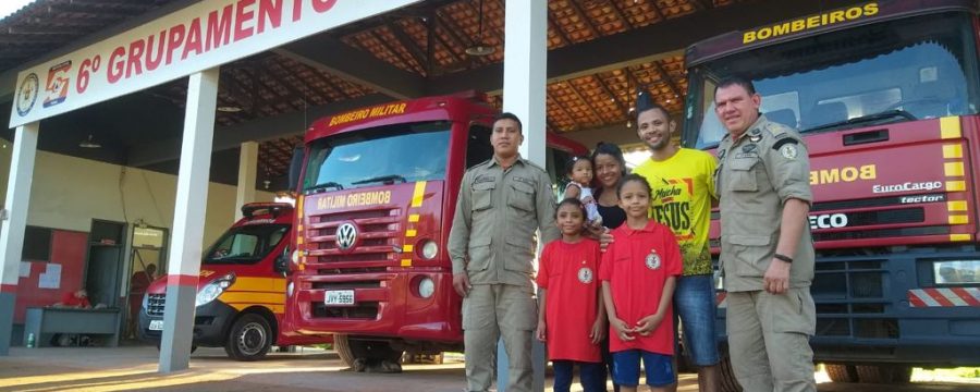 6⁰ GBM RECEBE VISITA DE CRIANCAS ADMIRADORAS DOS BOMBEIROS