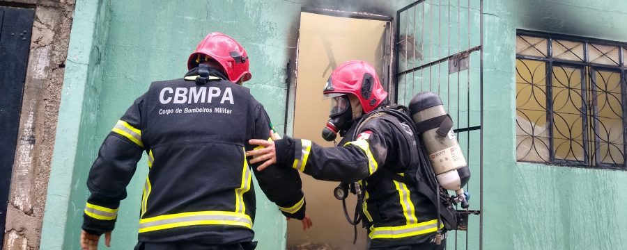 CBMPA COMBATE INCÊNDIO EM RESIDÊNCIA EM ALTAMIRA